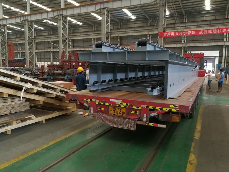 安徽客戶輸送設備裝車發(fā)貨現(xiàn)場