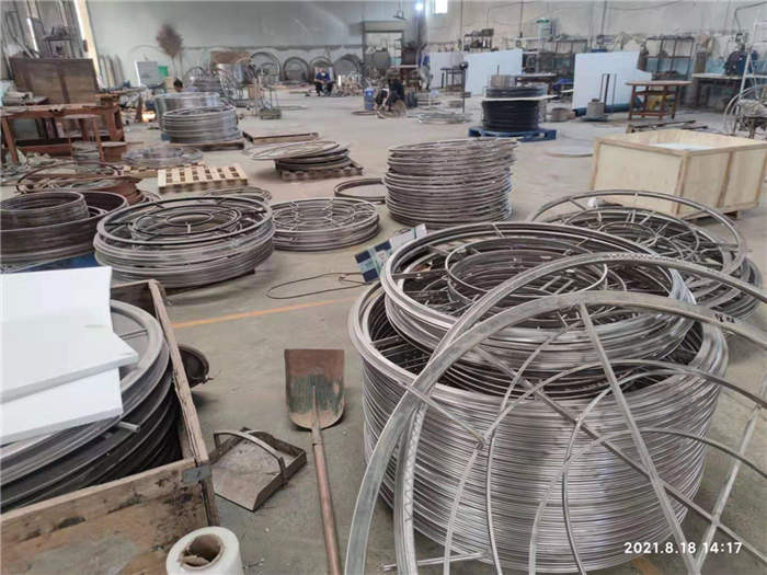 各種款式型號(hào)超聲波車間