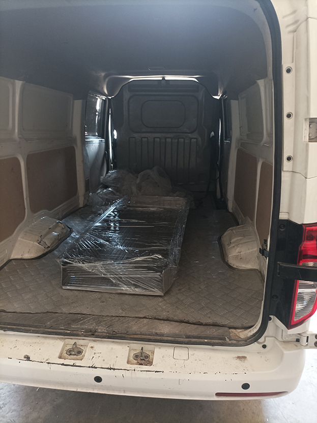 客戶定制網(wǎng)架發(fā)貨