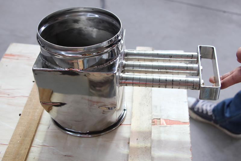 鋰電材料振動(dòng)篩加裝除鐵器有哪些用處？